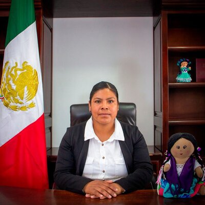 C. María Santa Morales Sánchez