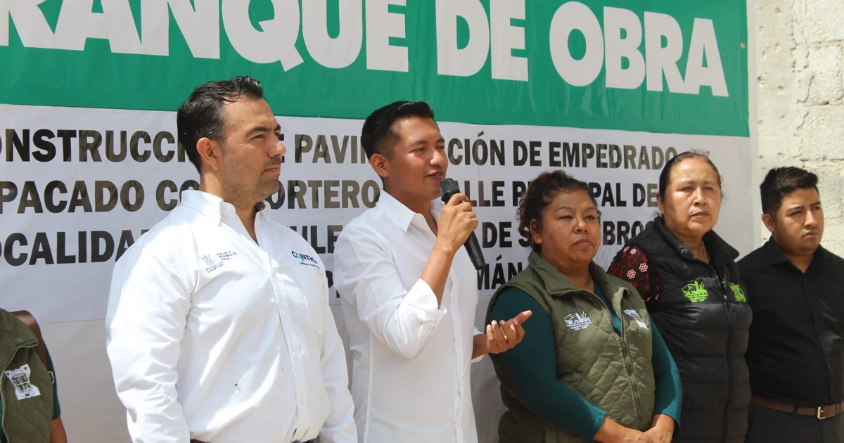 INICIA GOBIERNO MUNICIPAL DE TOLIMÁN OBRA DE PAVIMENTACIÓN ENTRE EL TULE Y SABINO DE SAN AMBROSIO